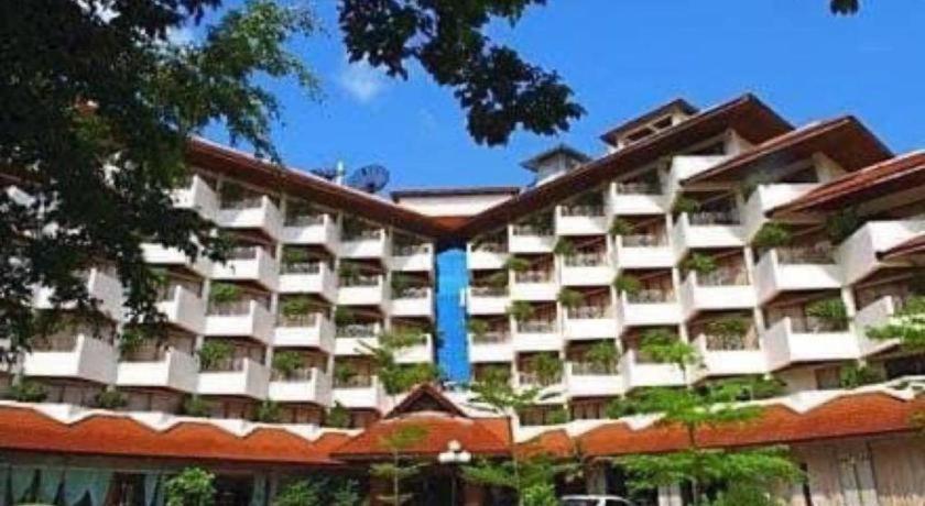 Supar Royal Beach Hotel Khanom Exterior photo