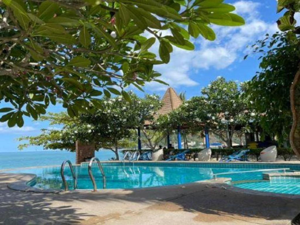 Supar Royal Beach Hotel Khanom Exterior photo