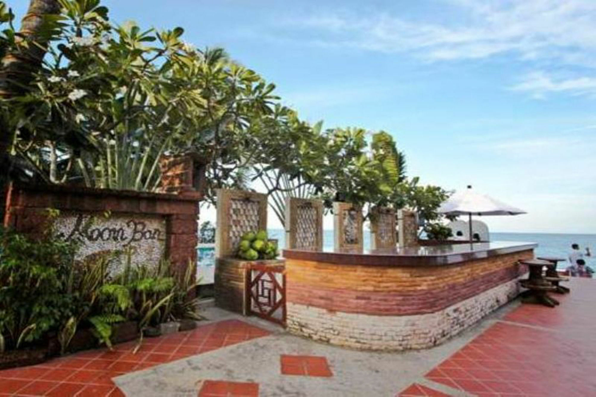 Supar Royal Beach Hotel Khanom Exterior photo